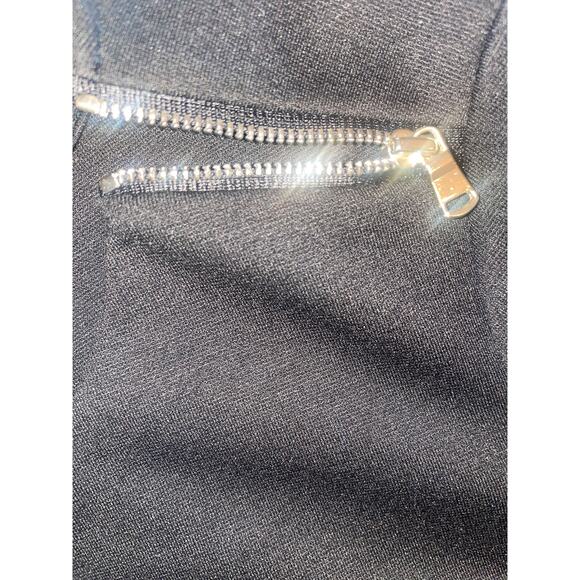 Ann Taylor Black Blouse With Silver Zipper Detailed Shoulder - Picture 5 of 8